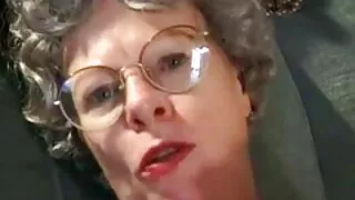 एक जोख जस्तै कुखुरा लागि कार मा चूसने