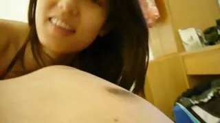 पुरानो हजुरबुबा बिल्ली मा जवान सुन्दरता कमबख्त