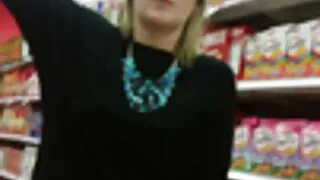 वयस्क महिला जवान प्रेमी संग सेक्स भएको