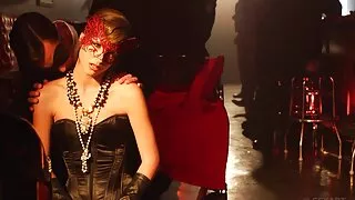 एक जवान गोरा को पहिलो गुदा संग रूसी सेक्स