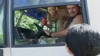 घर जवान श्यामा $ 5 को लागि एक मान्छे को कुखुरा बेकारी