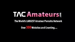 यो मान्छे को पातलो चाची संग तीव्र सेक्स थियो