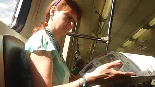 रूसी घर शौकिया सेक्स समयमा जो दुई बालिका सह चार्ज भयो