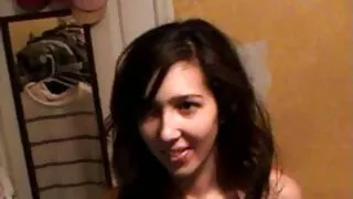 बाध्य मालिक जवान मान्छे कार्यालय डेस्क मा सेक्स छ