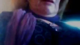 एक केटी संग एक मान्छे कमबख्त मा, उहाँले उनको मुख मा सह को एक धेरै स्प्रे