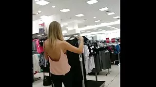 परिपक्व श्यामा एक जवान समलैंगिक द्वारा बहकाइयो